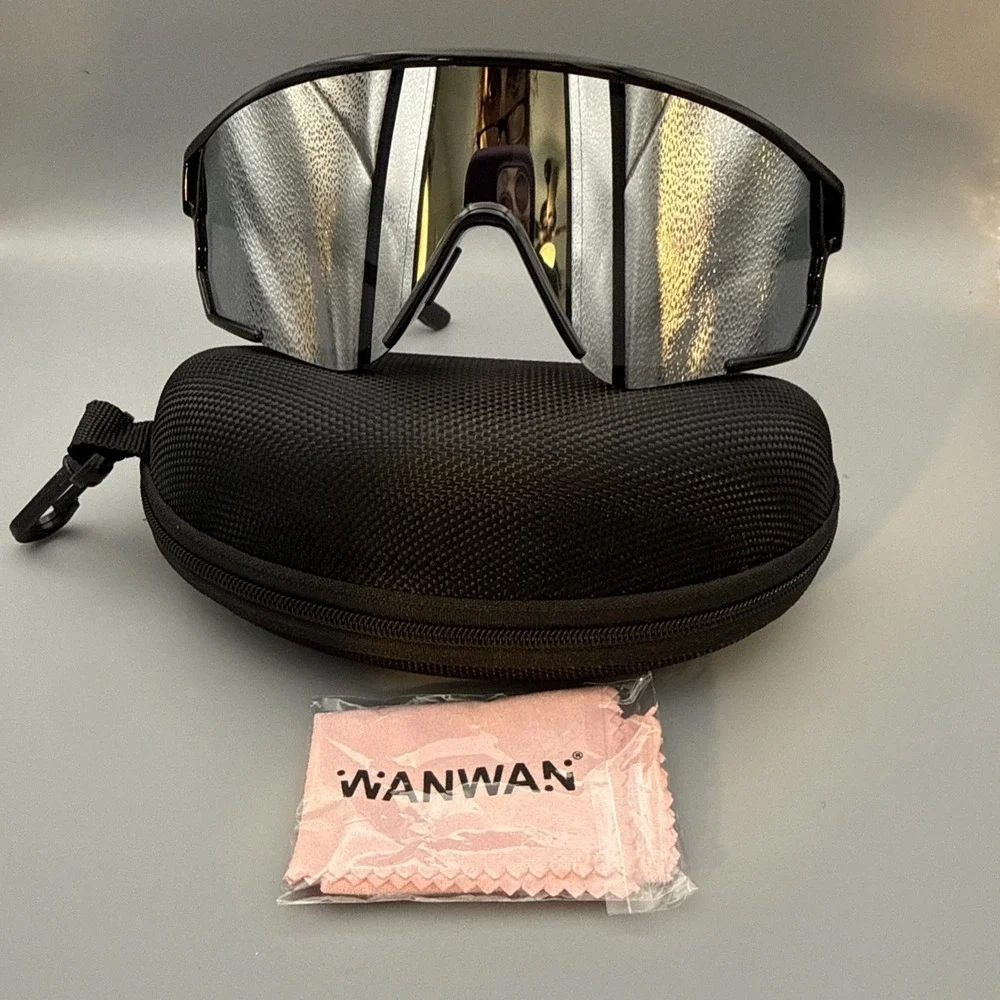 Wanwan Sports Authe Cycling Baseball Sports Sunglasses & Hard Case /cloth NWT
